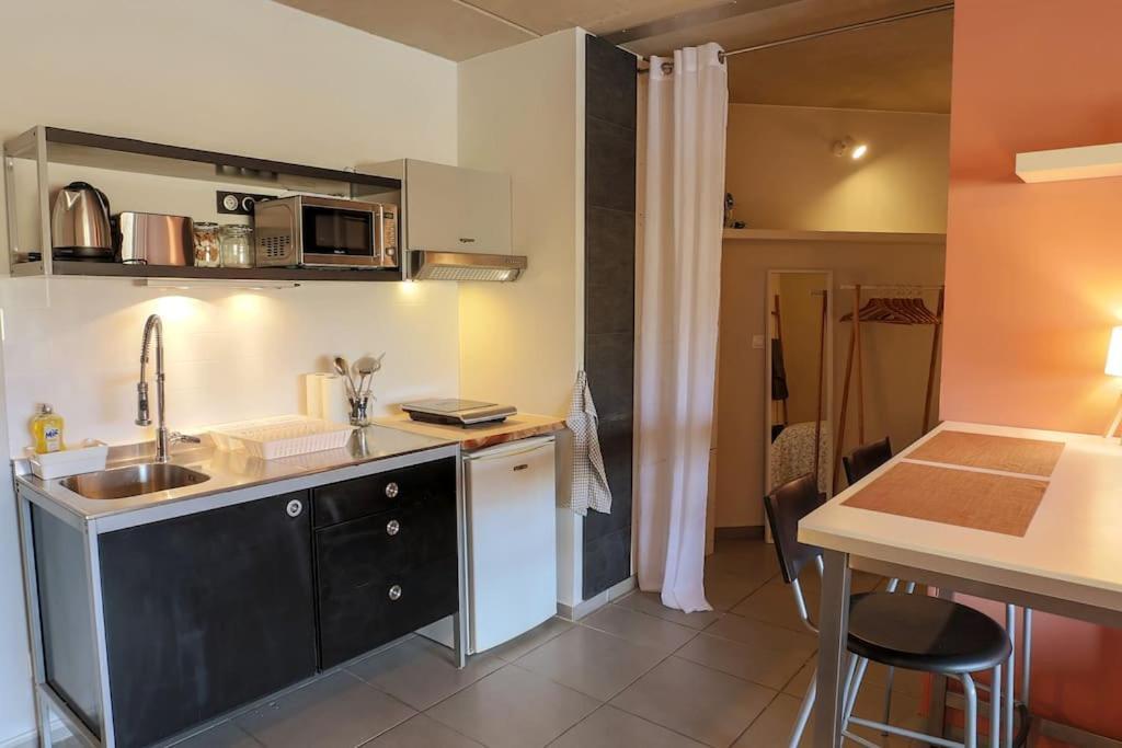 Le Saint Roch 1 - Ac Clim - Wifi - 50M Centre Ville Avignon Eksteriør billede
